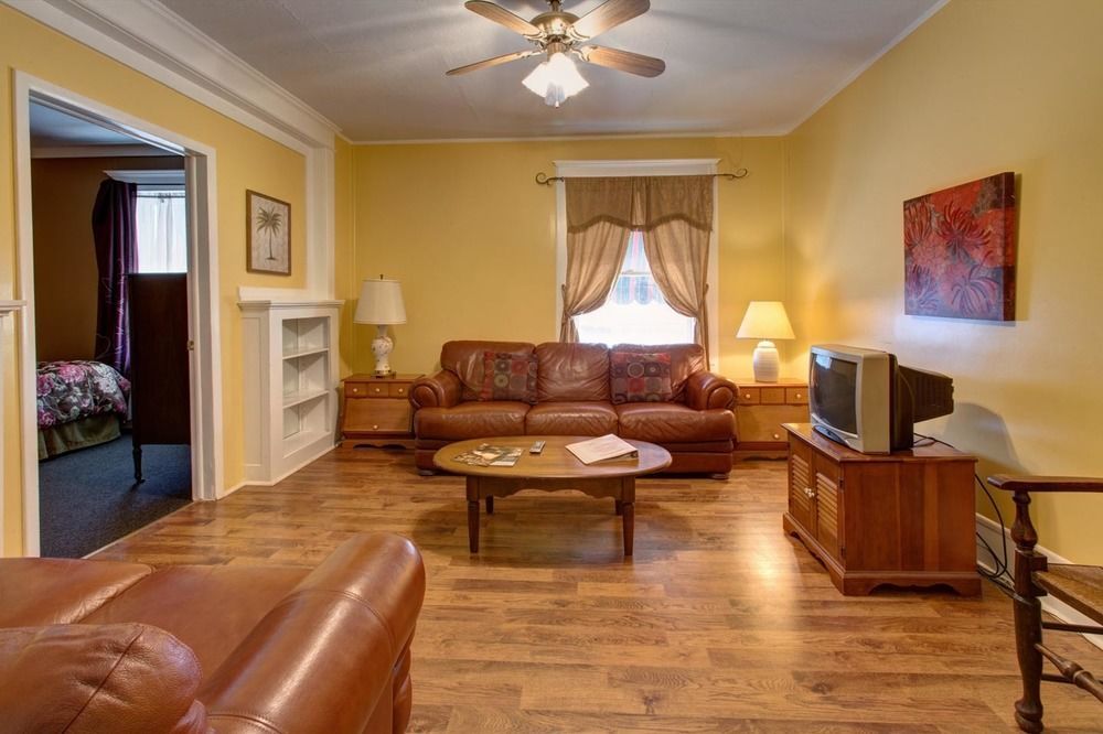 Suites On Main Margaretville Esterno foto