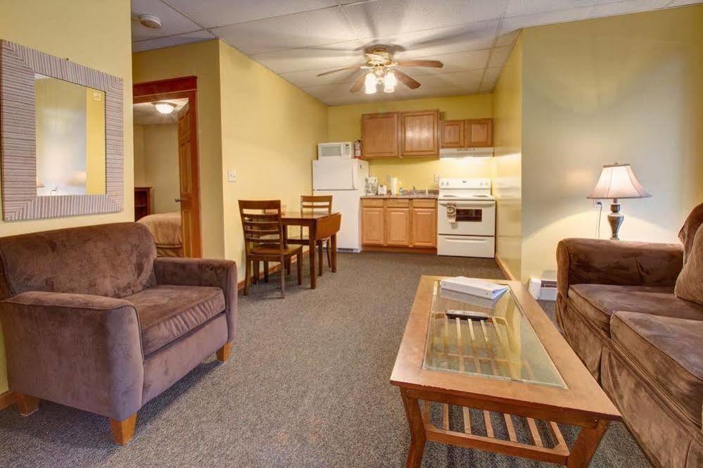 Suites On Main Margaretville Esterno foto