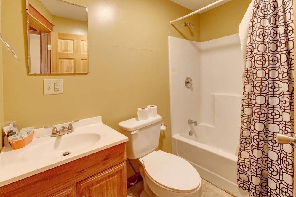 Suites On Main Margaretville Esterno foto